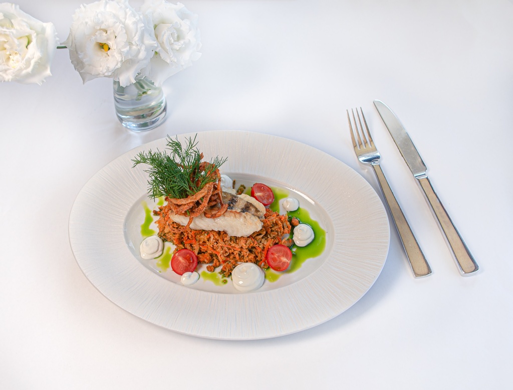 Сула с тушёной капустой и икрой сазана.jpg