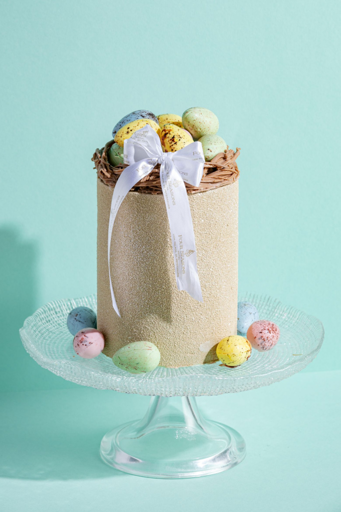 Paskhal_nyy tort_Tea Lounge Four Seasons Lion Palace St. Petersburg.jpg