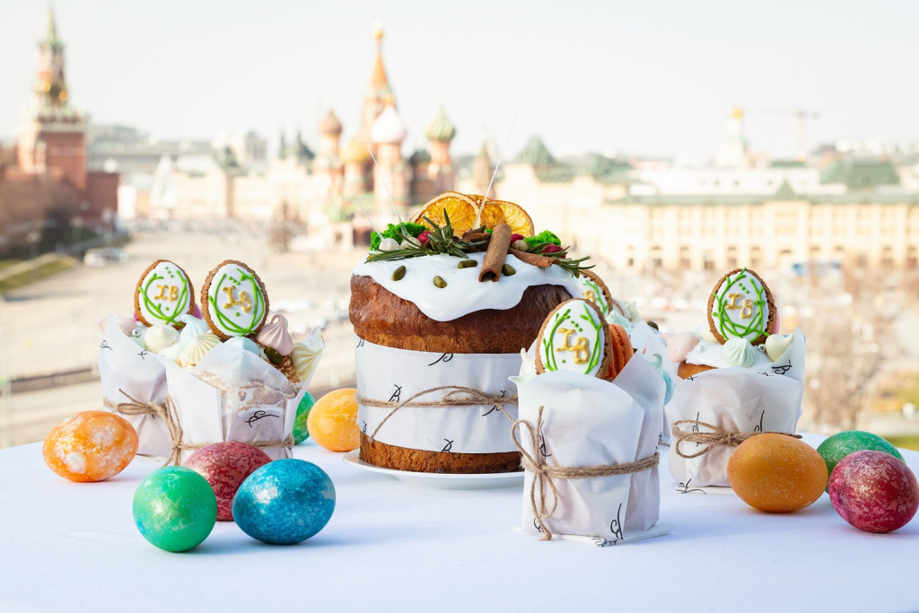 Пасхальный бранч в Балчуге.jpg