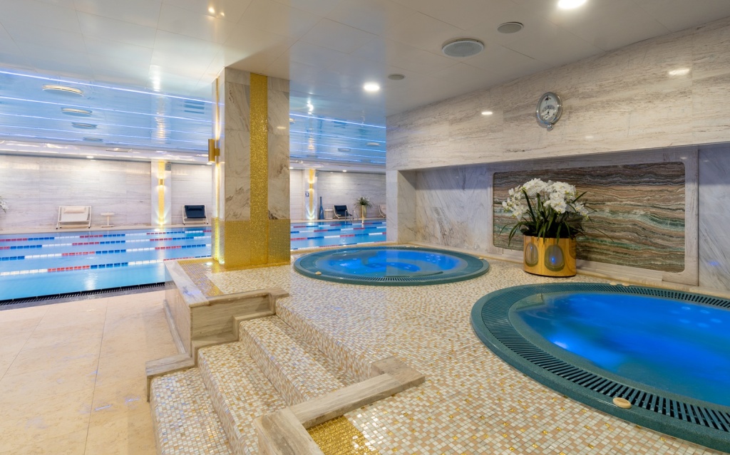Radisson Collection Hotel (2).jpg